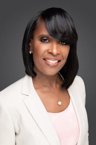 Lisa Howze headshot